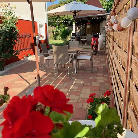 Lillybeth Garden Keszthely