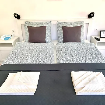 Lillybeth Garden 3* 케츨리