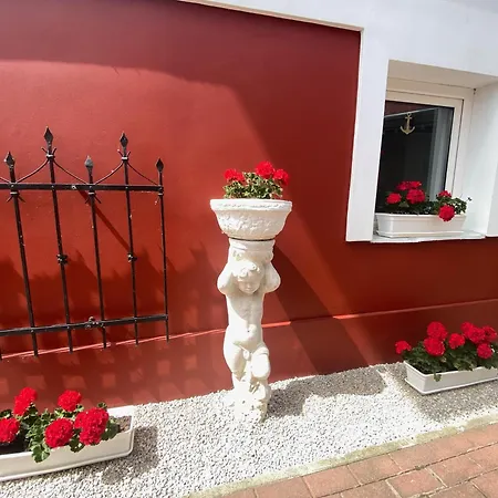 Vendégház Lillybeth Garden